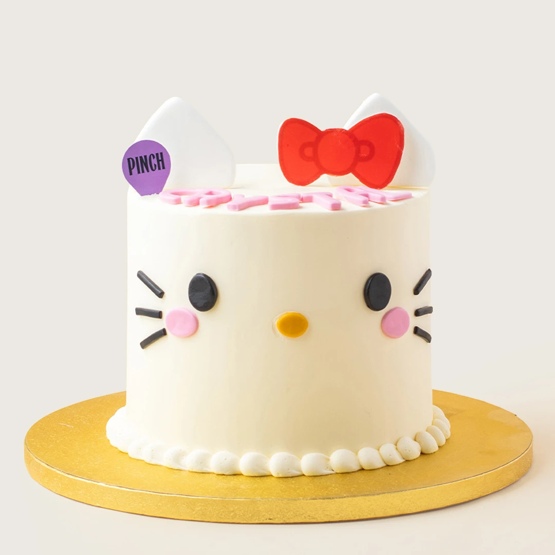 Hello Kitty Classic Cake