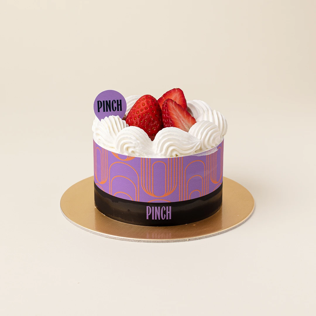 Strawberry Fields Cake (4" Inches)