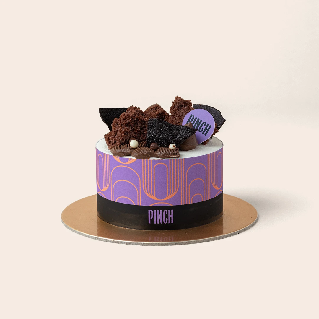 Blackout Cheesecake (4" Inches)